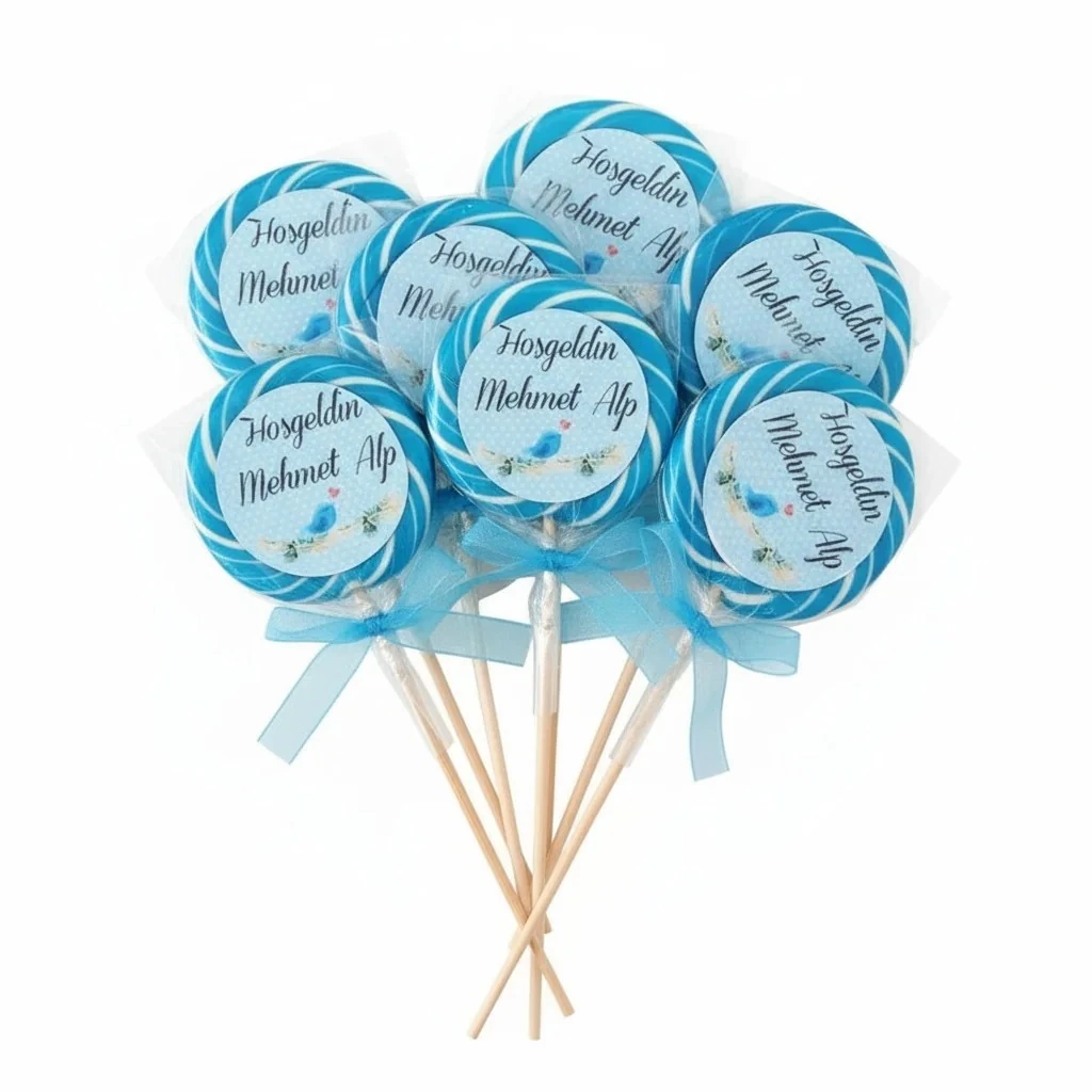 24 ADET ETİKETLİ KURDELELİ MAVİ BEYAZ LOLİPOP BEBEK ŞEKERİ 40